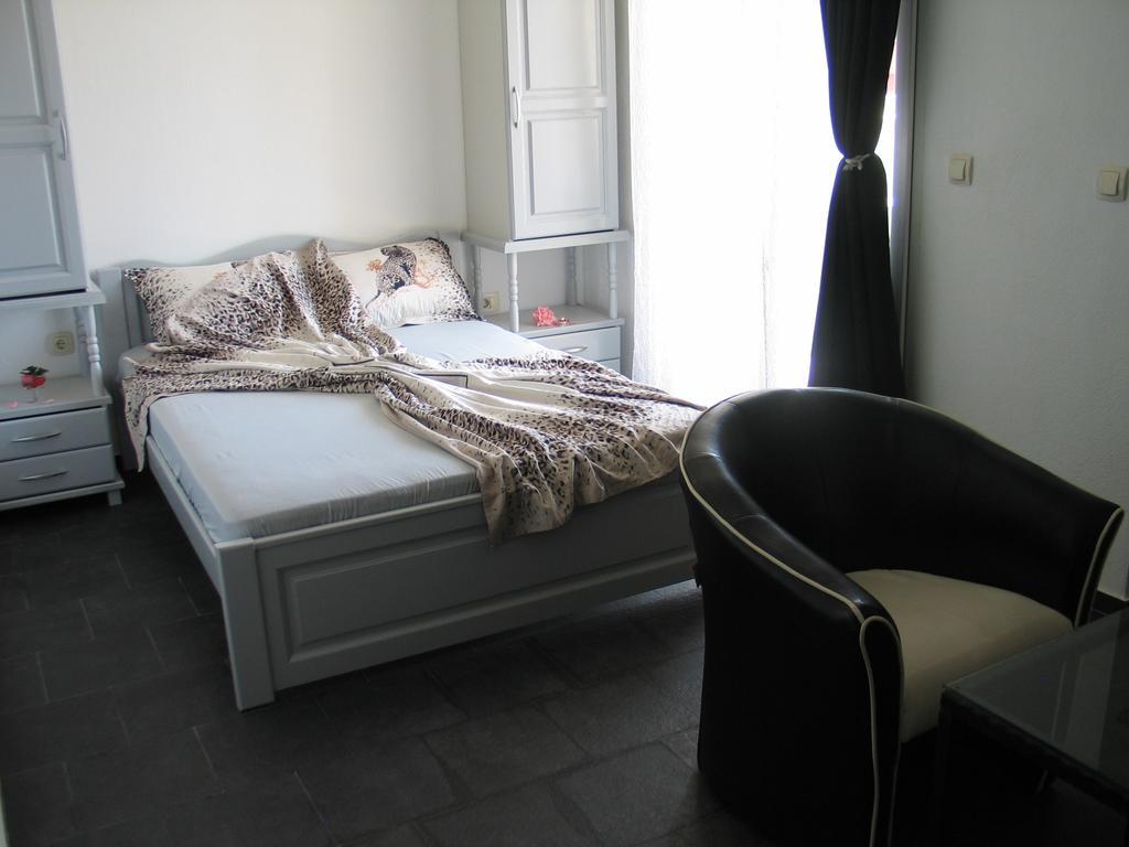 Guest House Dena Dobra Voda Pokój zdjęcie