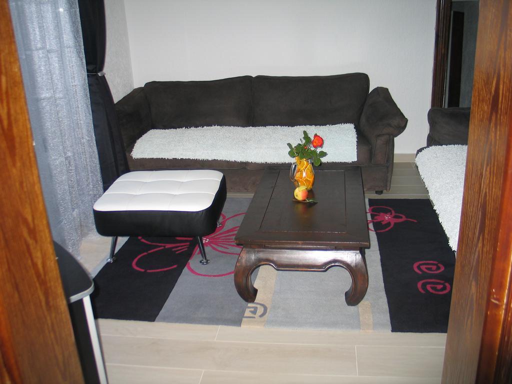 Guest House Dena Dobra Voda Zewnętrze zdjęcie