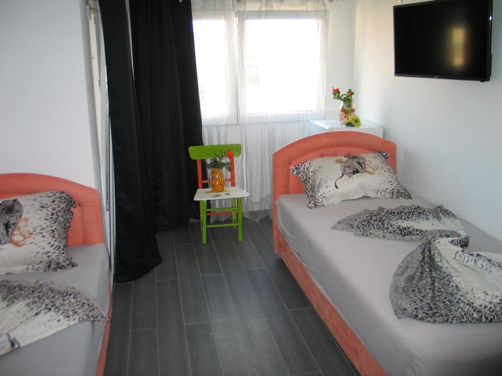 Guest House Dena Dobra Voda Pokój zdjęcie